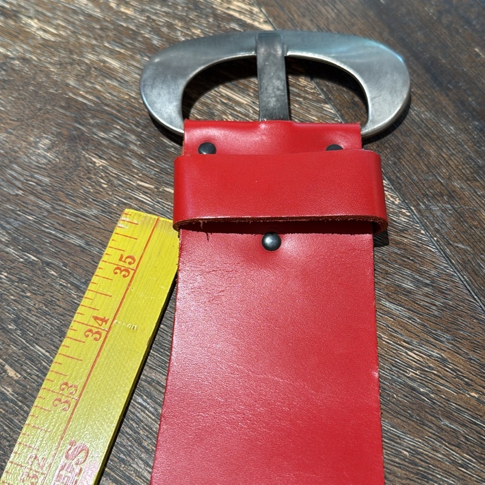 FRENCH VINTAGE Vibrant Red Leather Belt with Silver Oval Buckle - Picture 8 of 11
